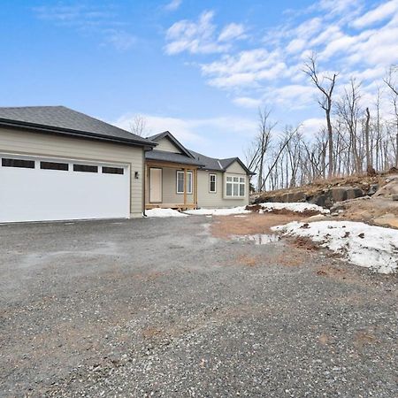 Muskoka Retreat Stunning Hilltop Views Huntsville Exterior photo